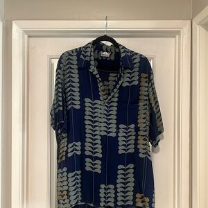 MANUHEALI’I ALOHA SHIRT